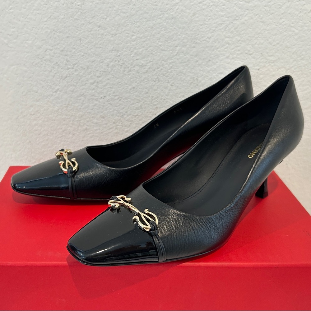 Ferragamo Gancini Ornament Pumps in Black, Size 7.5, New in Box, $950 Retail
